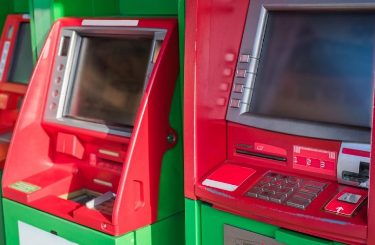 Fraudsters have looted icici Bank ATM machines in Kolkata
